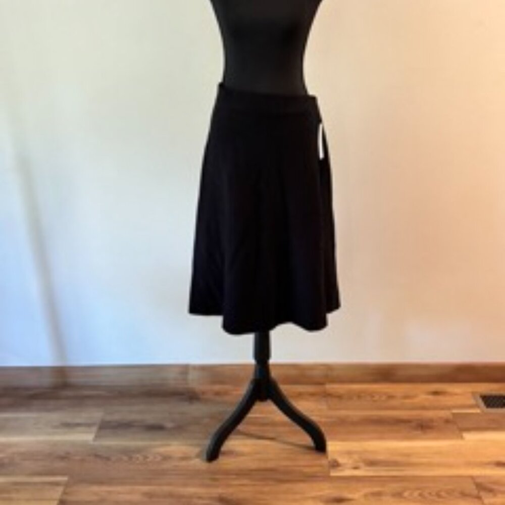 NWT Liz Claiborne Black Knit Skirt Size L